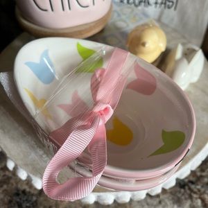 Two tulip decorative bowls